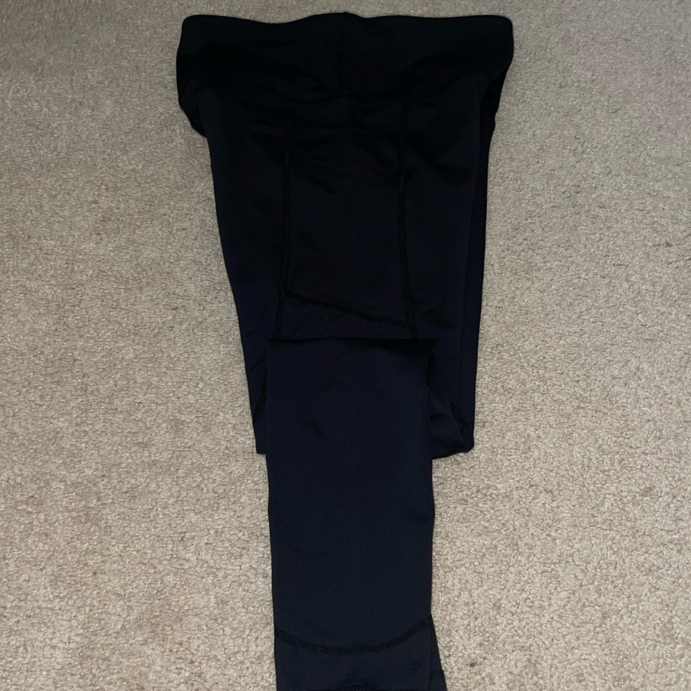 Zyia 7/8 Legging - Black light n tight with pockets